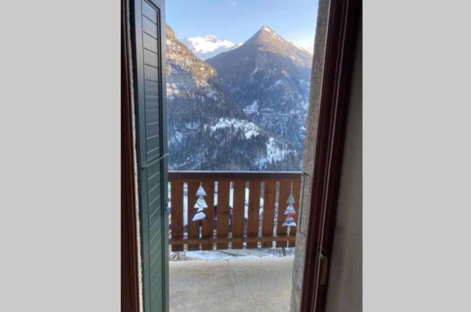 Bel Appartement 2.5 Pieces Avec Balcon, Magnifique Vue Sur Le Glacier Des Grands Finhaut 외부 사진